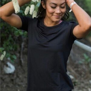 Zyia Black To Go T shirt XL NWT